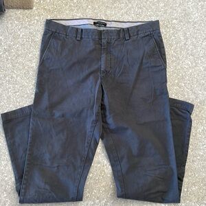 Mens Banana Republic Aiden Chino Size 36x36 Gray